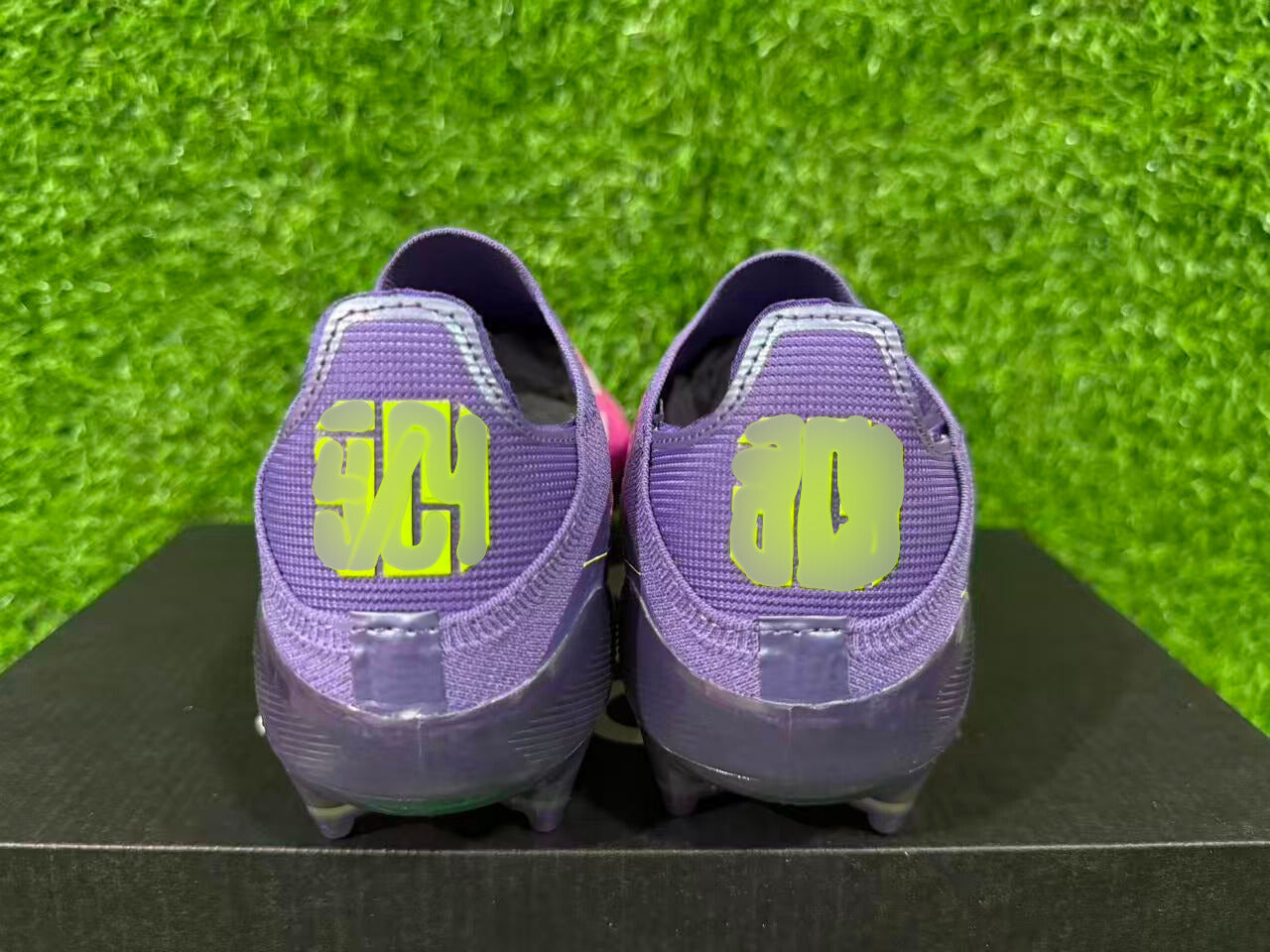 F50 Elite FG – LY Edition